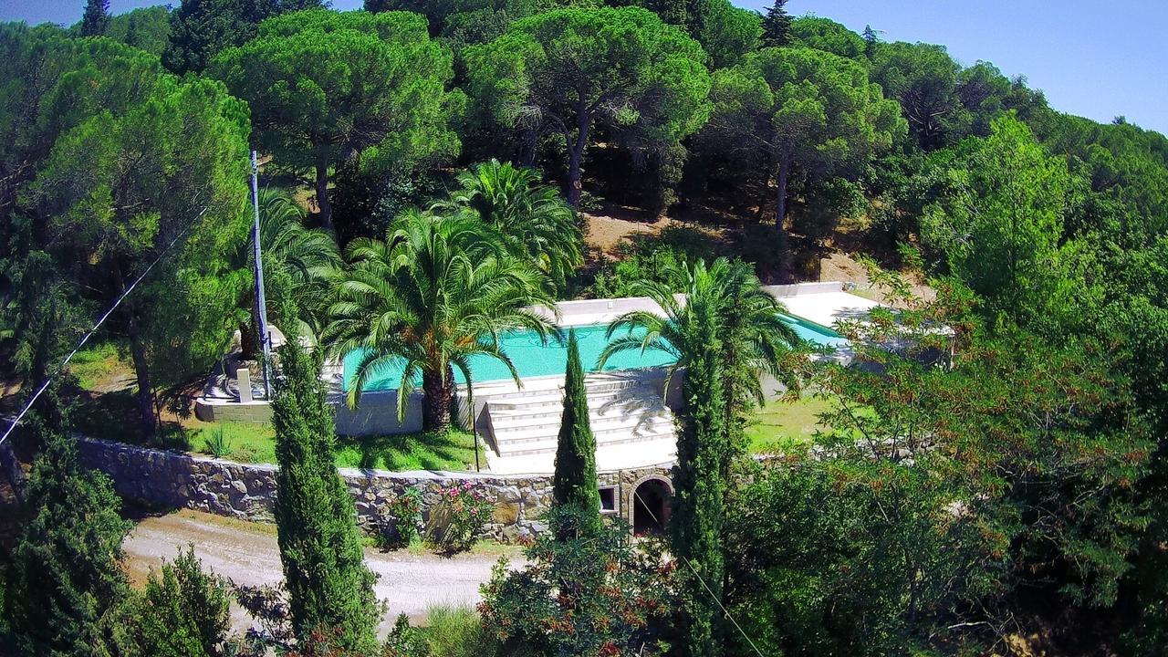 Agriturismo Poggio Al Pino Montelupo Fiorentino Bagian luar foto