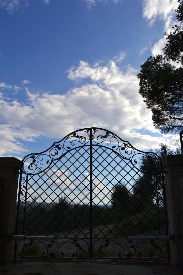 Agriturismo Poggio Al Pino Montelupo Fiorentino Bagian luar foto